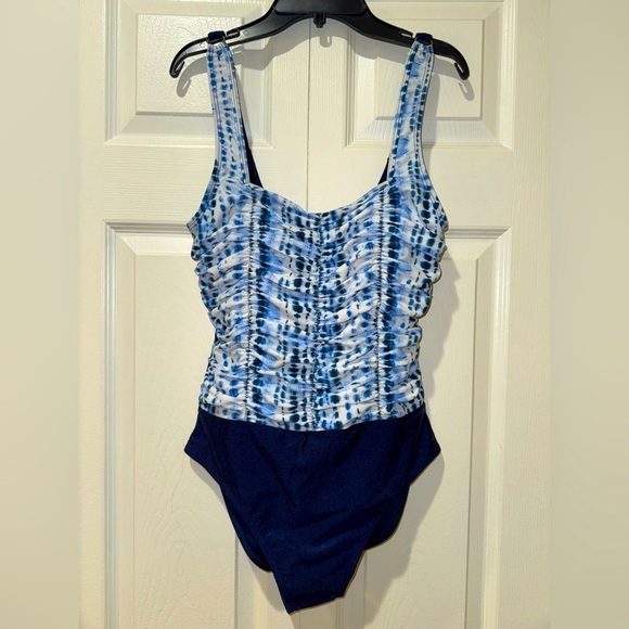 Nine West Shirred Navy Patterned One-Piece Swimsuit. Size S adjustable strap NWT - Picture 3 of 12